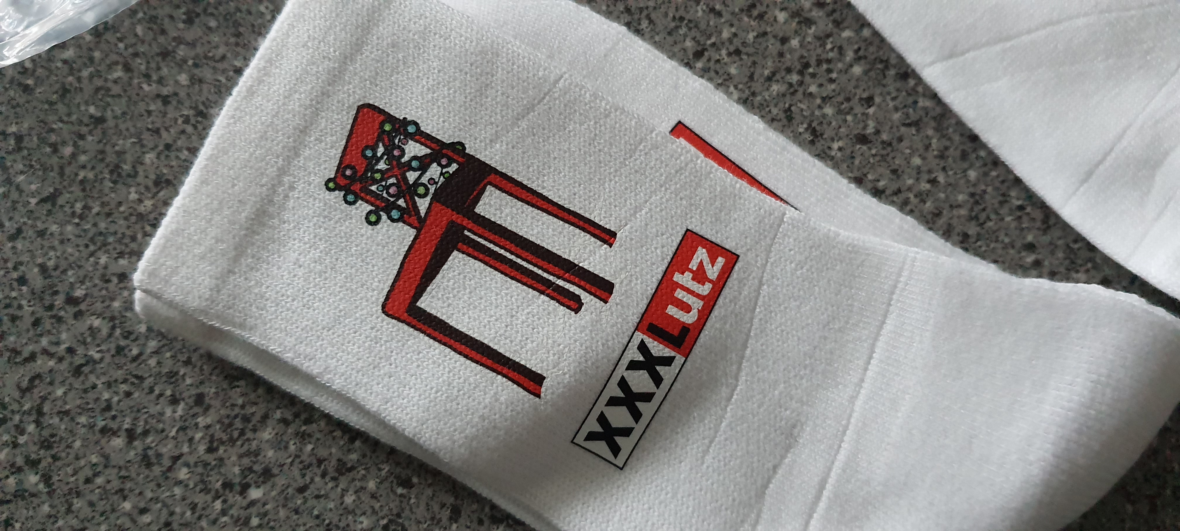 Socken-Druckerei - max. 5 x 7 cm, mehrfarbig (pro Seite)