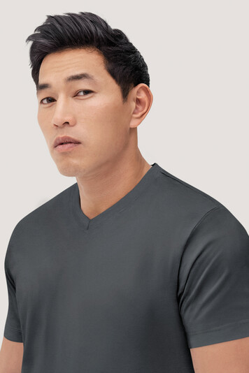 HAKRO - T-Shirt Classic V-Neck