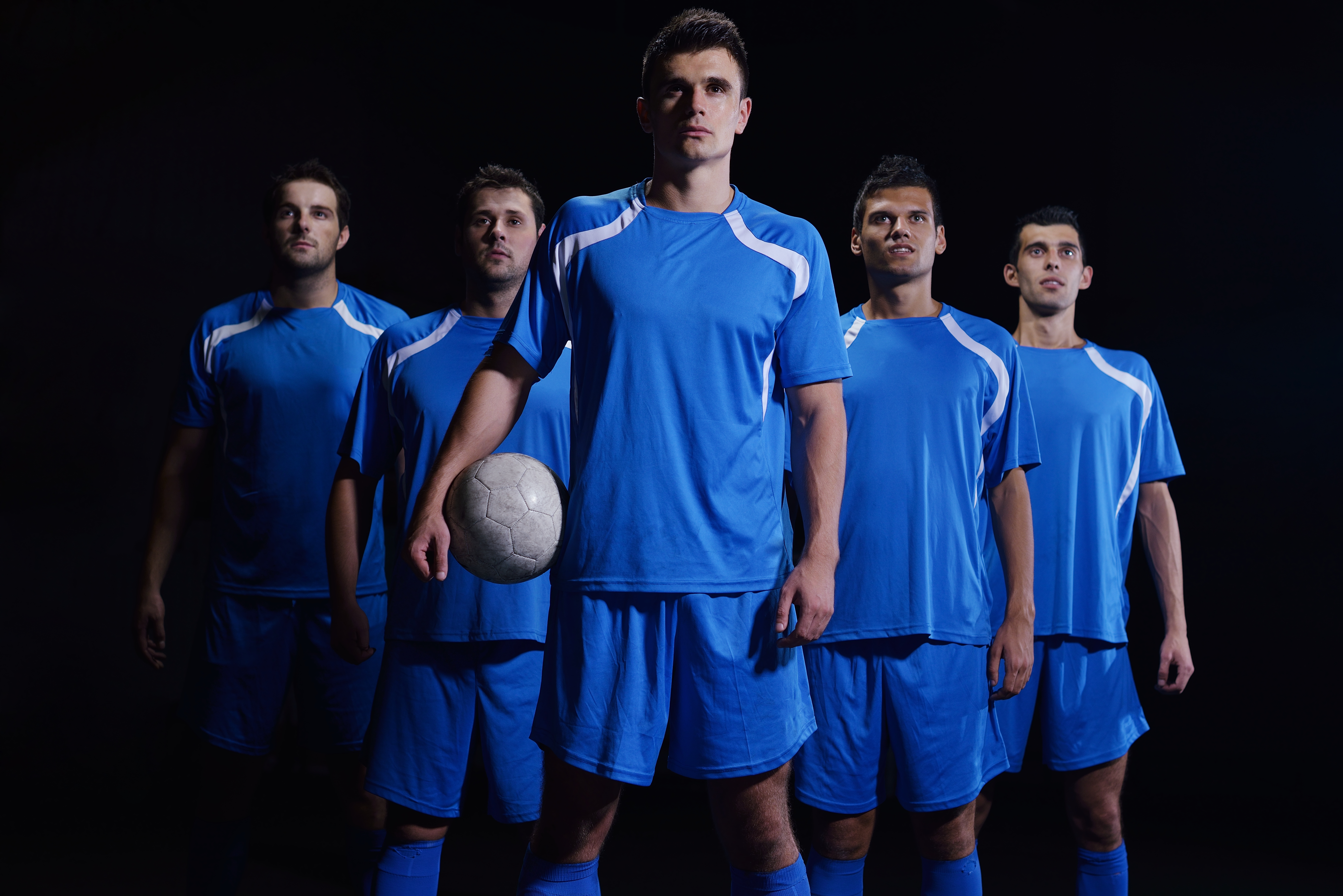 soccer-players-team